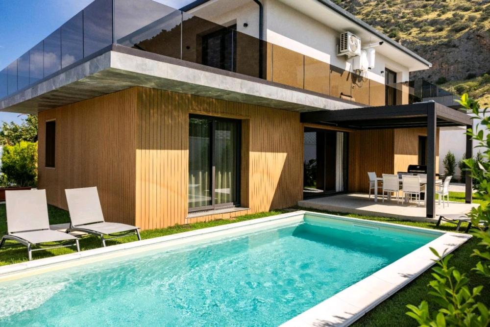 Luxury Villa Nettuno 3