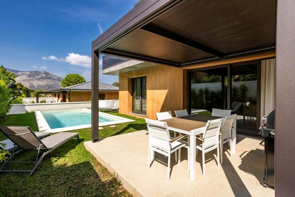 Luxury Villa Nettuno 4