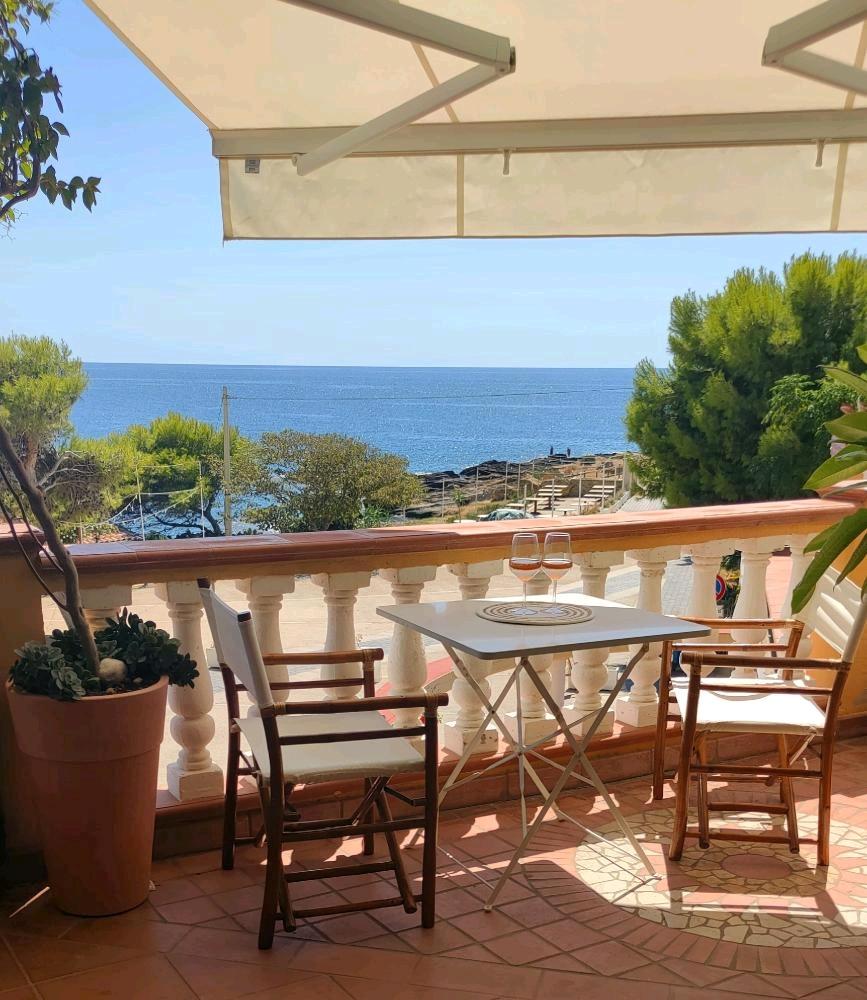 Foto di Sea view apartment a Capo Rizzuto Island