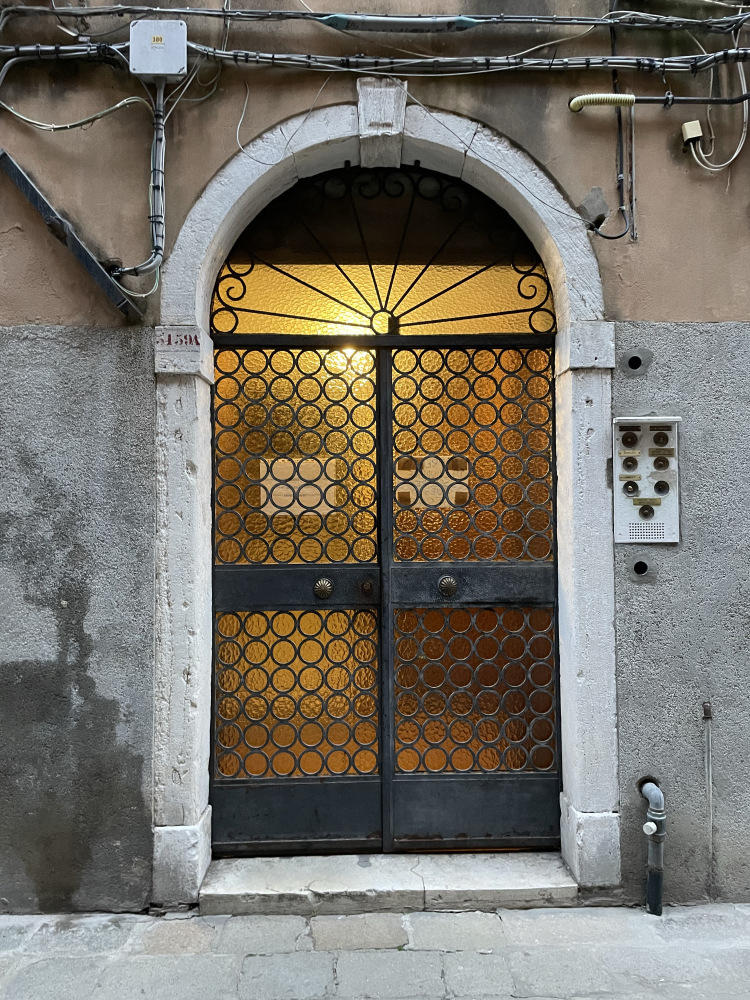 Foto di Appartamento in the heart of Venice-Ca' Sambughè a Venice