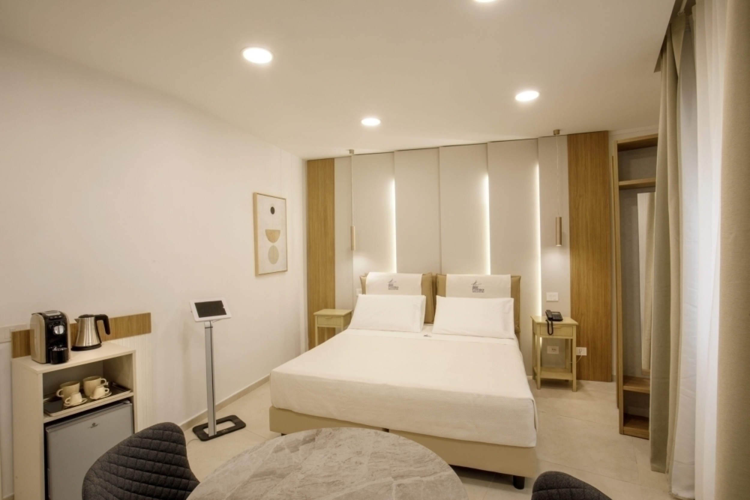 Cosmo Vatican Rooms - Camera con Terrazzo