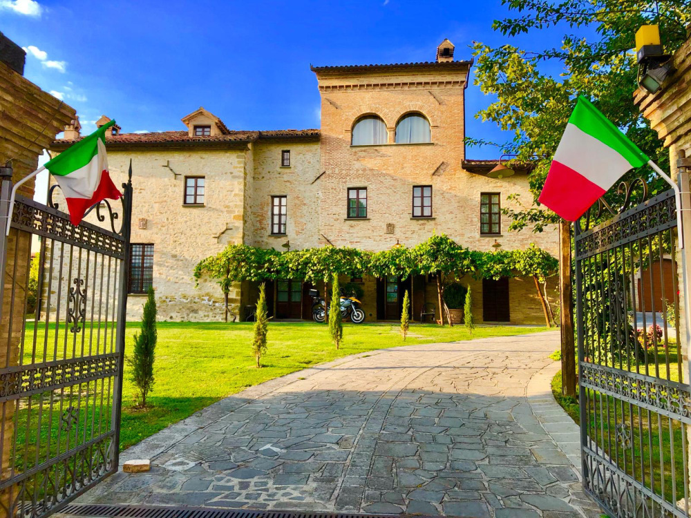 Biribino (Max 27 people)