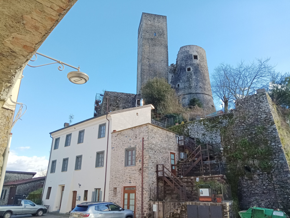 Foto di B&B Castello Malaspina di Tresana Camera Susanna a Tresana