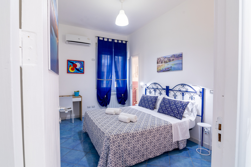 Aria di Mare rooms camera Alba 2