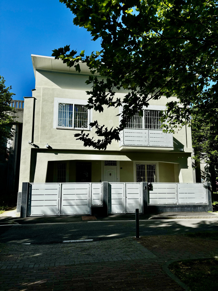 Villa Life affitta camere