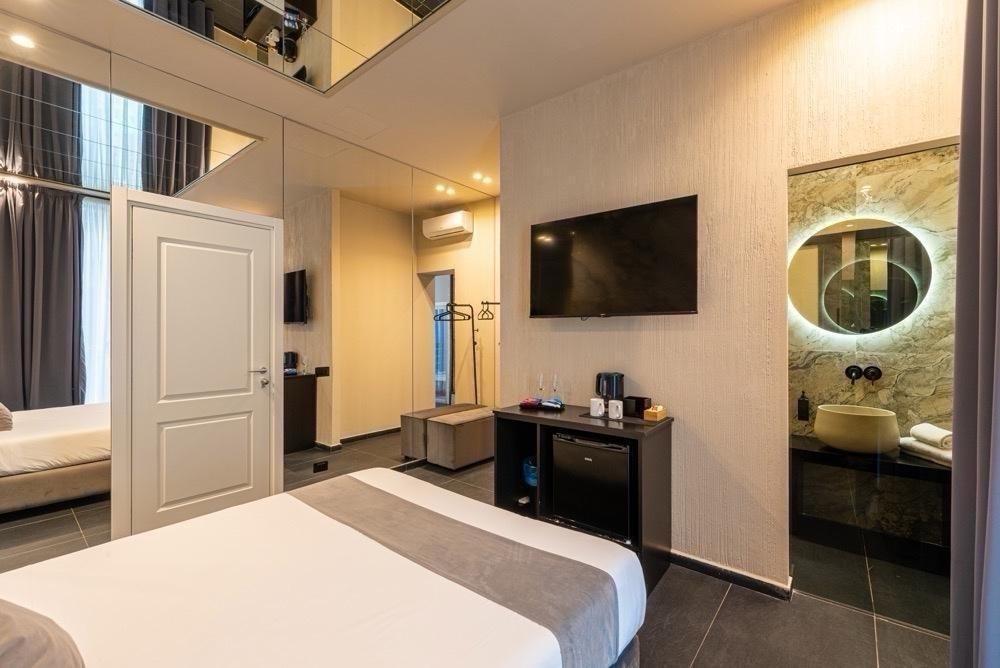 Amari120 Suite&Spa Cam1 3