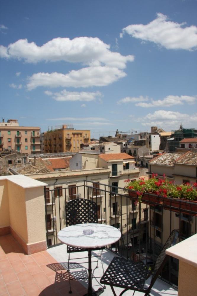Foto di Une terrasse au cœur de Palerme a Palerme